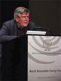 Hermann Scheer beim Weltforum für Erneuerbare Energien 2004